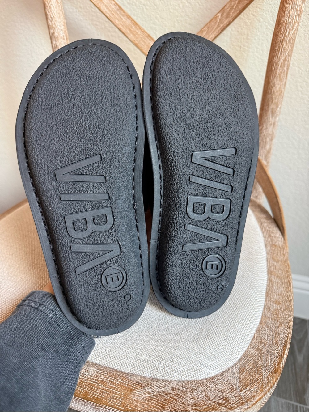 VIBAe Roma Mules - Picture 8 of 8